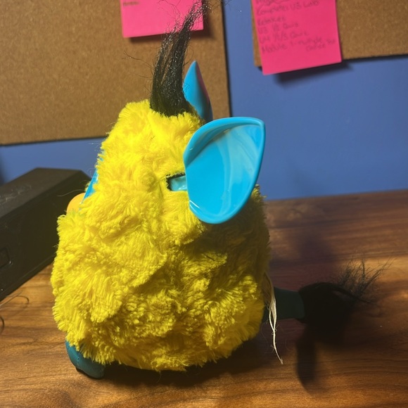 Furby Working - Picture 3 of 5